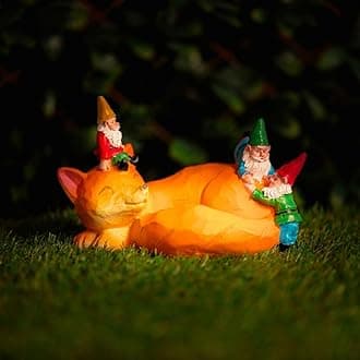 Gnomes Garden Ornaments Outdoor Resin Solar Powered Fox Outdoor Decoration Lighting for Home Patio Decking Pondside Flower Bed Standing Weatherproof Fox Statue Garden Gnome Figurine