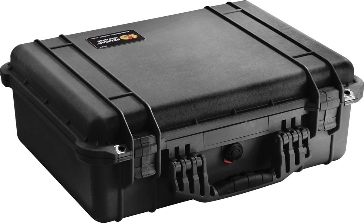 Pelican 1520 Case With Foam (Black)