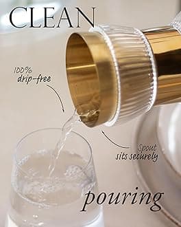 MAMEIDO Water Carafe 1 l, Glass Carafe with pour spout & sieve, Hand-blown Water jug ​​with noble look for special occasions, carafes to give as a gift (Smoke Black)