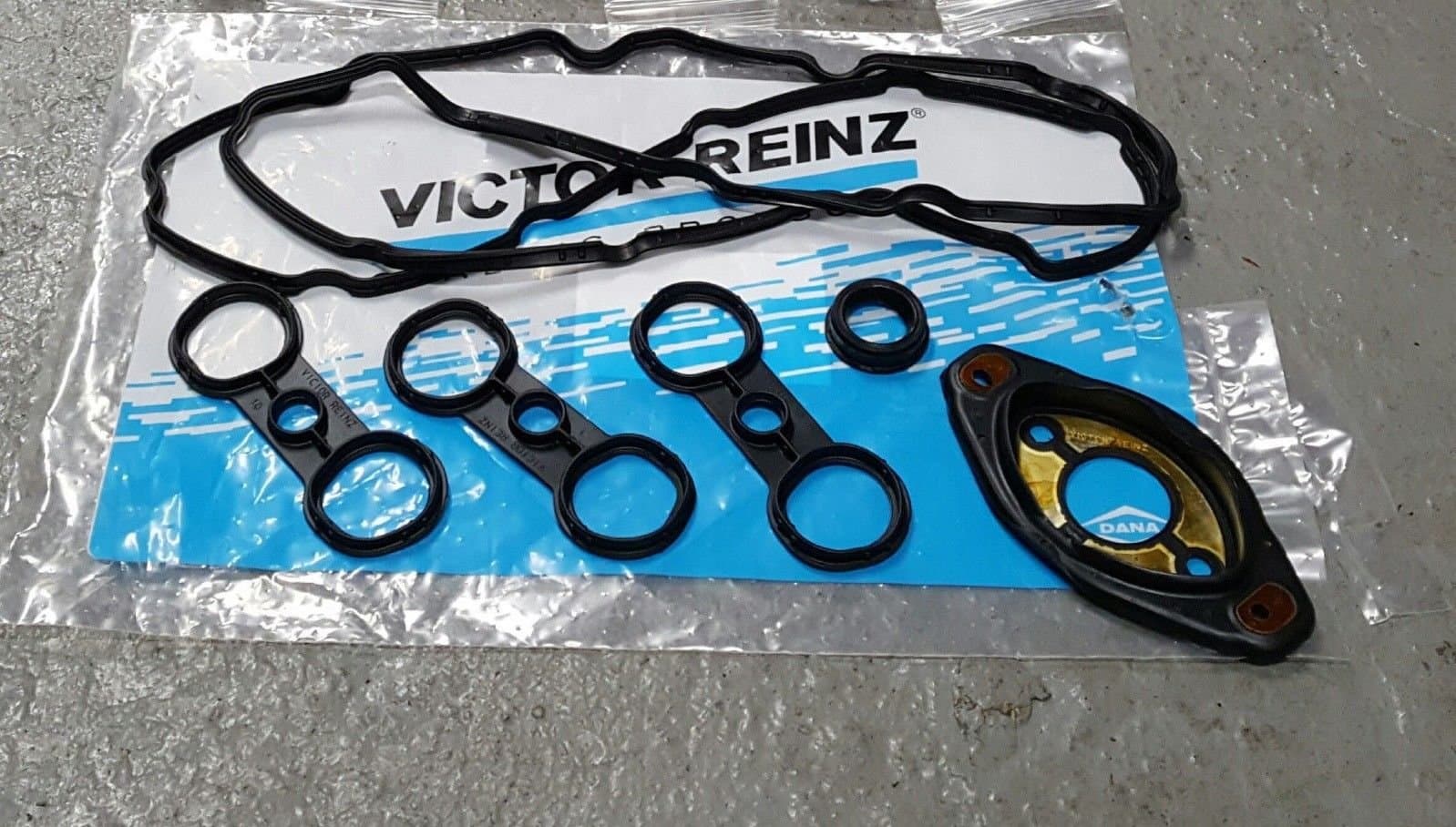 BMW E60 E82 E88 E90 E91 E92 E93 X3 X5 Z4 3.0L VICTOR REINZ VALVE COVER GSKT SET