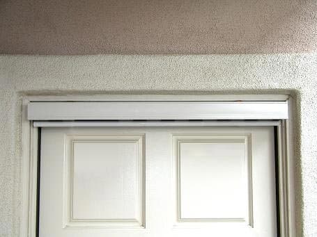 Pull-Down Retractable Screen Door - 31" Striped