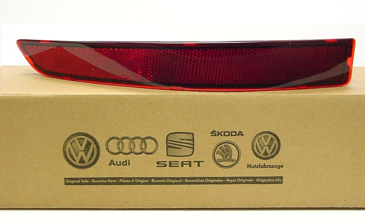Volkswagen Reflector - 5C6-945-105B